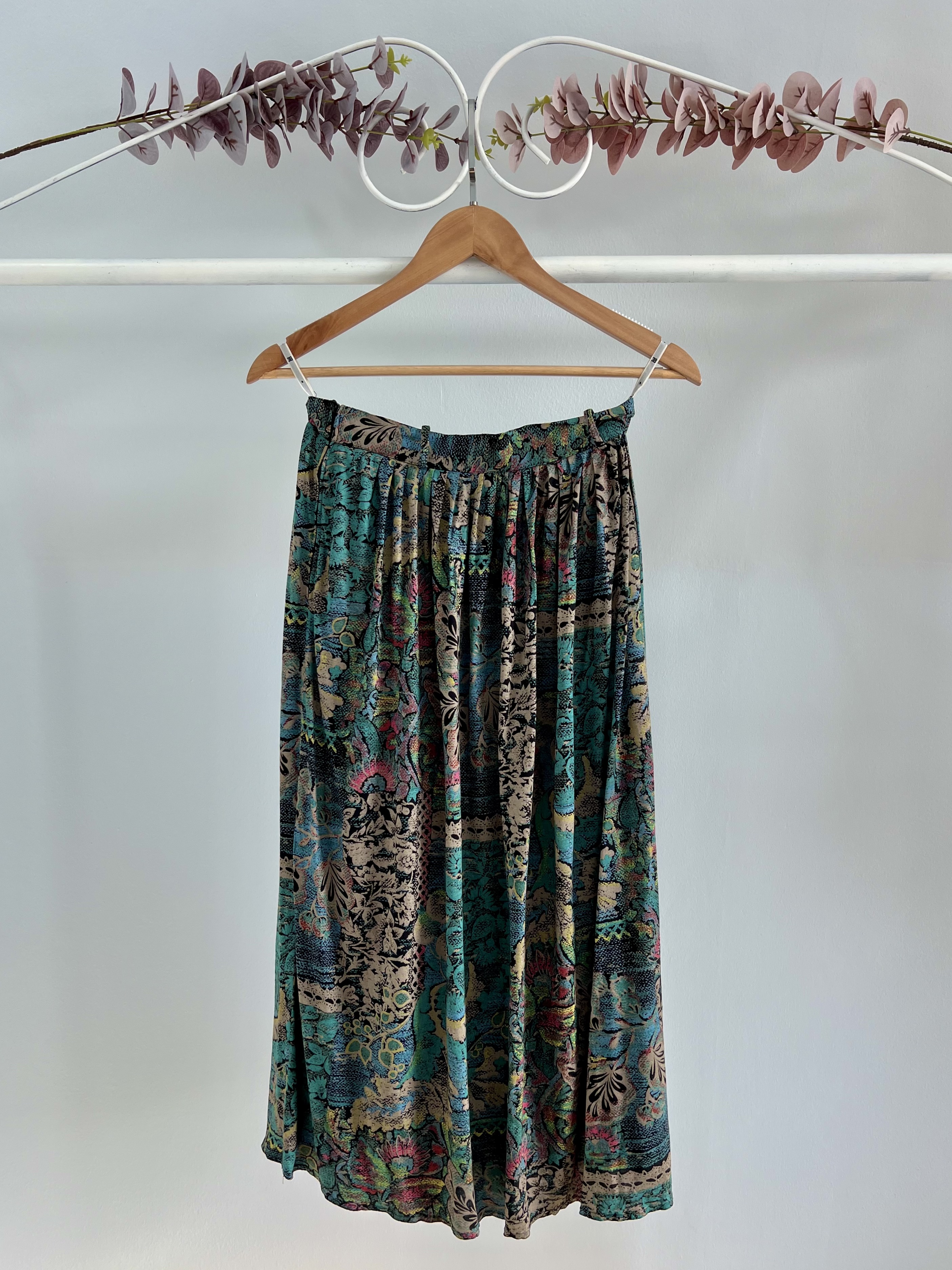 thrifted vintage skirt