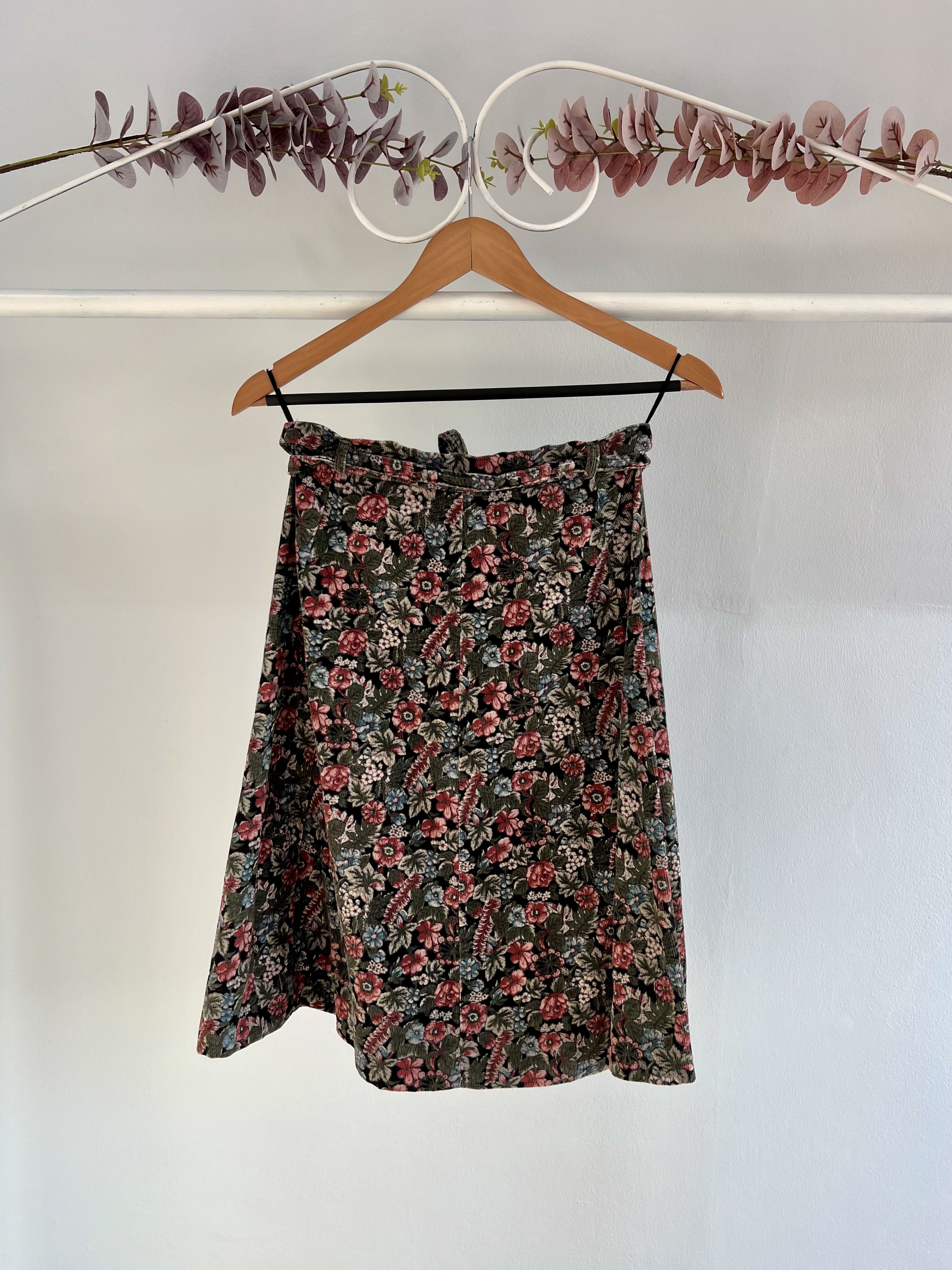 Vintage floral skirt