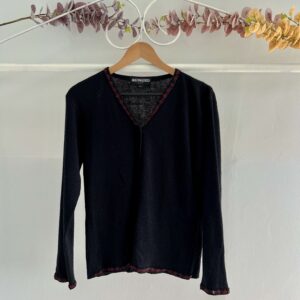 thrifted vintage jersey with pink details