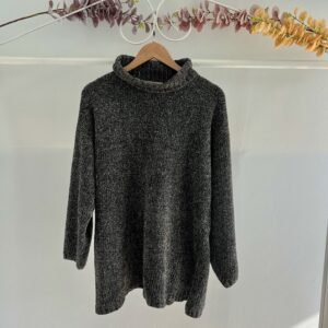 thrifted grey knitted jersey