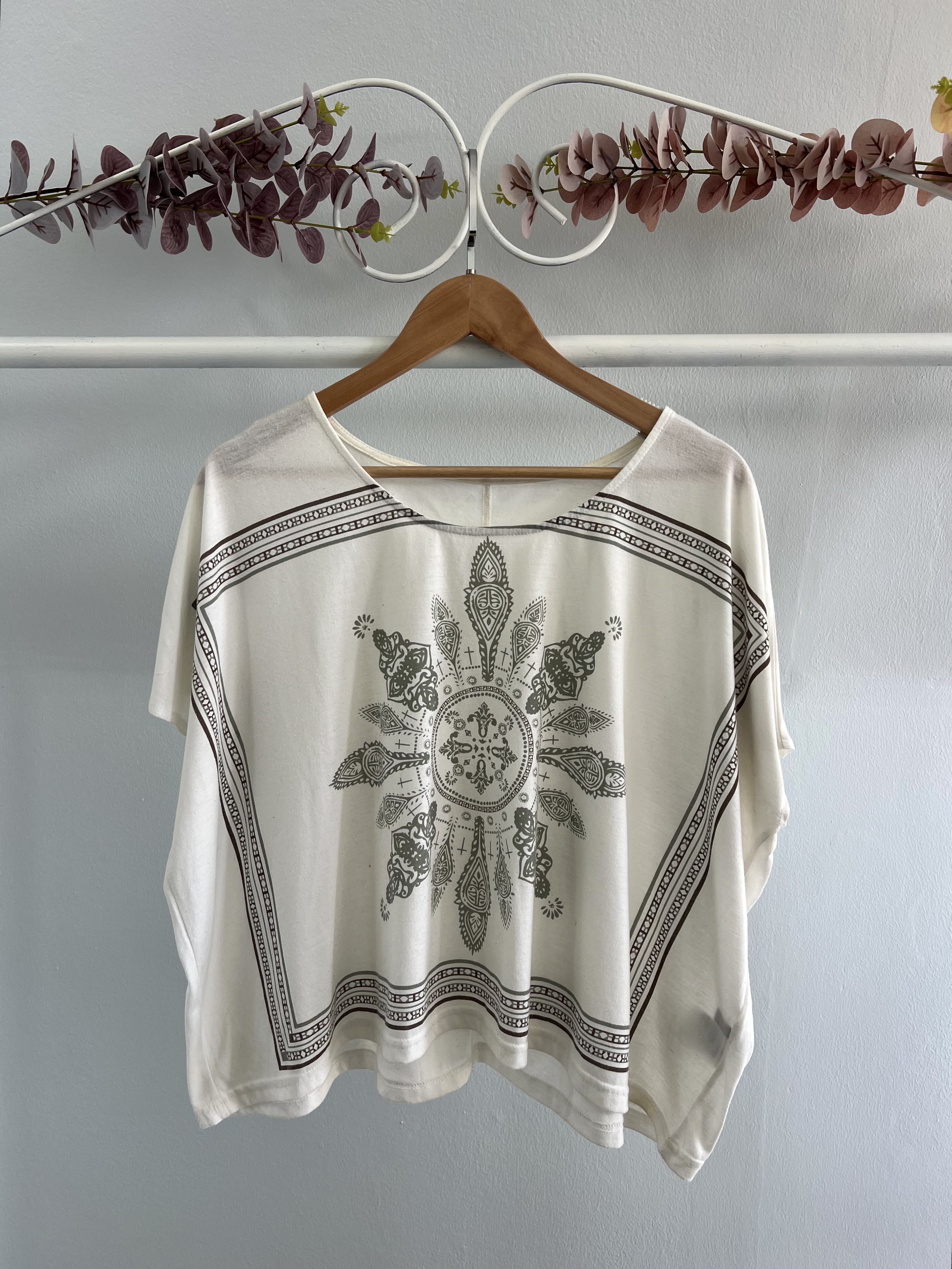mandala thrifted top
