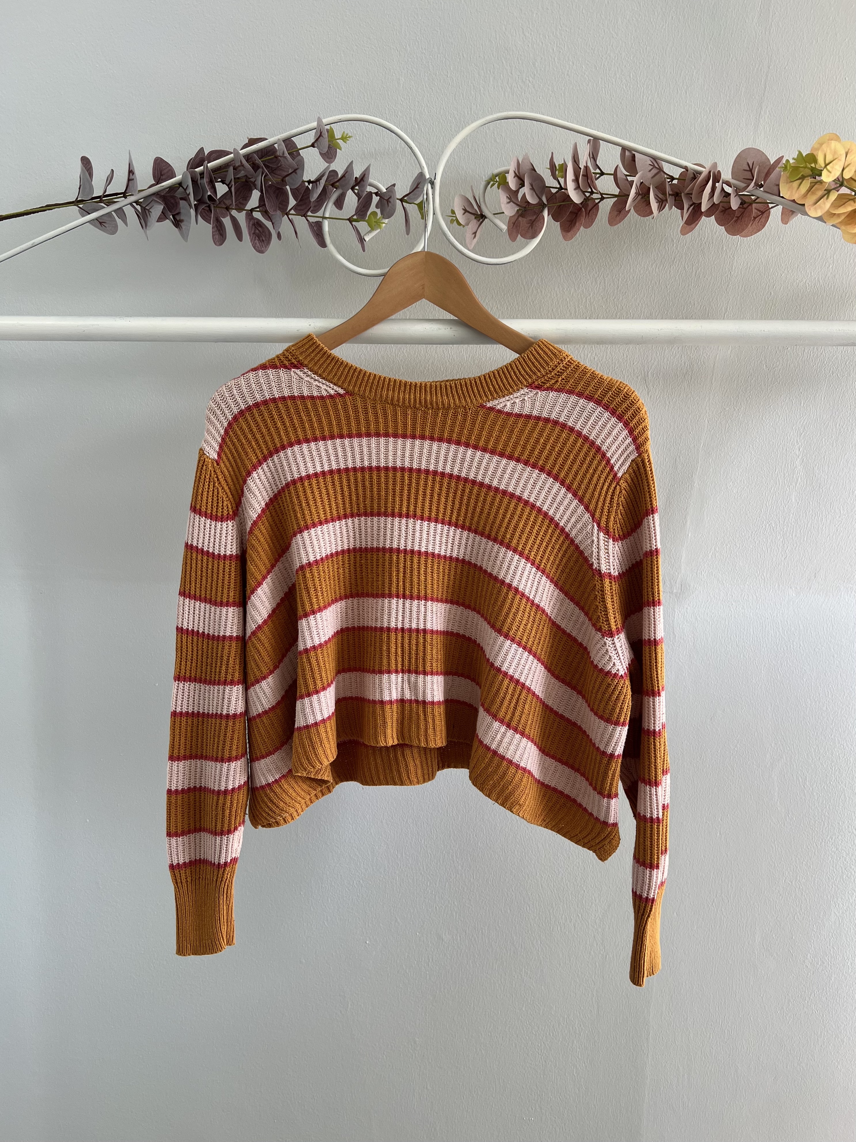 thrifted stripe crop jersey