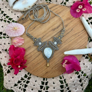 dendritic agate crystal macrame choker necklace