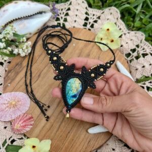 labradorite macrame choker necklace