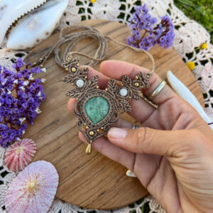 Turquoise crystal macrame choker necklace