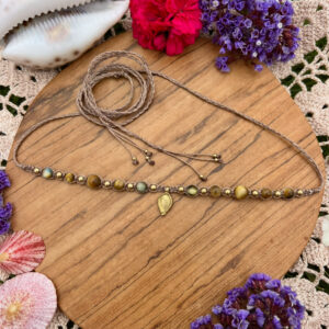 earthy cat's eye macrame choker