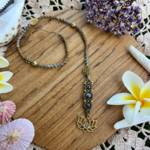 lotus macrame hairwrap / dreadwraps